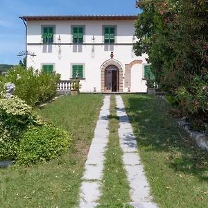Villa Castel Del Monte Pinocchio Story By Collodi, Pescia